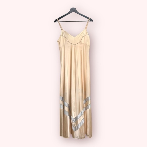 VINTAGE 1970's Vassarette Hollywood Slip Dress Size Small 4/6 - Picture 2 of 8